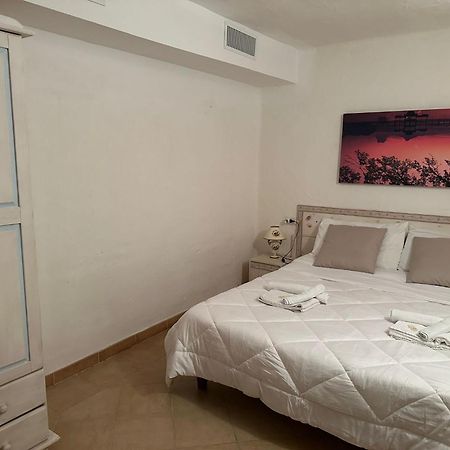 Lightblue-Celeste Central Apartment In 罗通多港 外观 照片